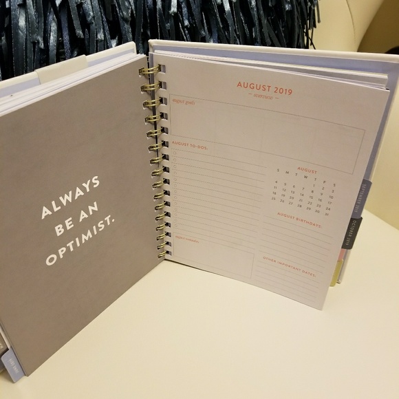 Newsome dog planner 2019 - Picture 4 of 8